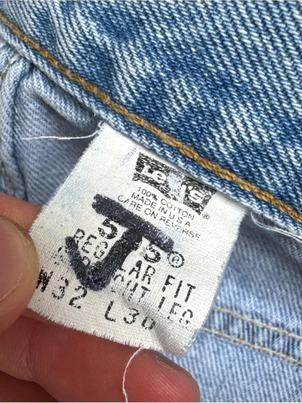Vintage 90s Levi's 505 Jeans Men's 32x30 Regular Fit Straight Leg Light Wash USA